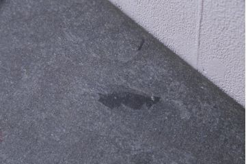 アンティーク家具　イタリア　MAGEIA　チーク材　個性的なストーントップテーブル(カフェテーブル)