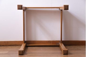 アンティーク家具　イタリア　MAGEIA　チーク材　個性的なストーントップテーブル(カフェテーブル)