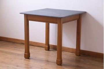 アンティーク家具　イタリア　MAGEIA　チーク材　個性的なストーントップテーブル(カフェテーブル)