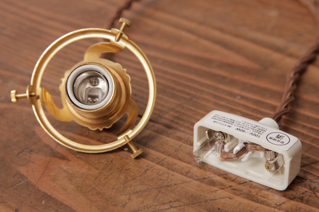 フランスアンティーク　ロマンチックな雰囲気漂うフリルガラスのペンダントライト(天井照明)