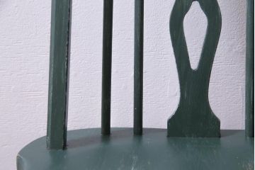 ペイント家具　イギリスビンテージ　クラシカルなデザインのチェア(椅子)