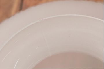 フランスビンテージ　幾何学模様の透かしがおしゃれなすりガラスシェードのペンダントライト(天井照明)