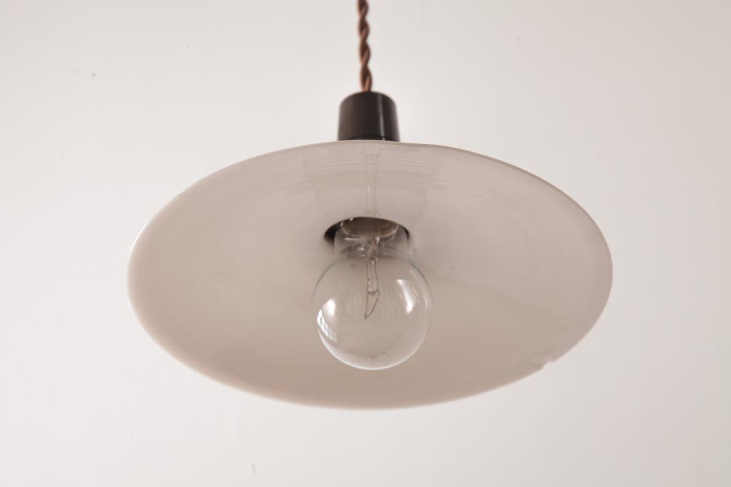 昭和レトロ　平笠シェードが昔懐かしいペンダントライト2個セット(天井照明、吊り下げ照明)