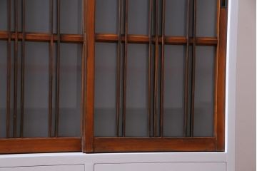ラフジュ工房オリジナル　古建具リメイク　すりガラス　和モダンな雰囲気あふれるペイント収納棚(戸棚)