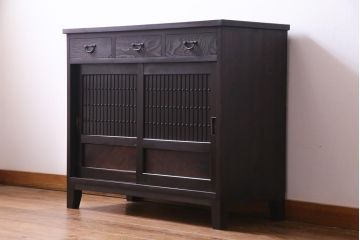 ラフジュ工房オリジナル　古建具リメイク　鎧戸を活かした立派な佇まいのサイドボード(テレビボード、戸棚、収納棚)
