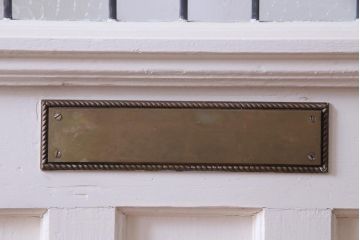 イギリスアンティーク　当時物のステンドグラスがおしゃれな当店ペイントの木製ドア(扉)