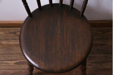 アンティーク家具　フランスアンティーク　ビーチ材　丸い座面が可愛らしいダイニングチェア(板座チェア)