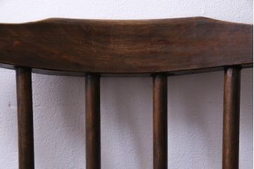 アンティーク家具　フランスアンティーク　ニレ材・ビーチ材　丸い座面が可愛らしいダイニングチェア(板座チェア)