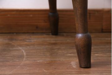 アンティーク家具　フランスアンティーク　ニレ材・ビーチ材　丸い座面が可愛らしいダイニングチェア(板座チェア)