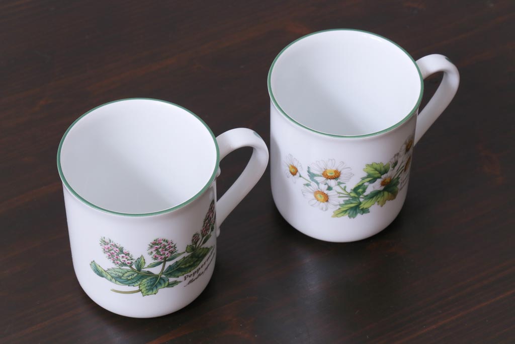 ROYAL WORCESTER(ロイヤルウースター)　WORCESTER　HERBS(ウースターハーブ)　コーヒーカップ2点セット