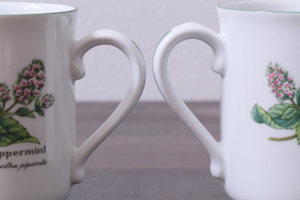 ROYAL WORCESTER(ロイヤルウースター)　WORCESTER　HERBS(ウースターハーブ)　コーヒーカップ2点セット
