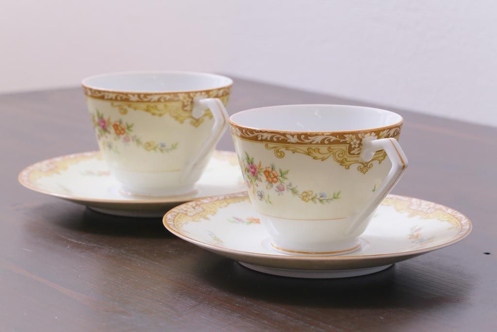 中古　ノリタケ(Noritake)　月桂樹-マルキ印　彩色ゆたかな上品なカップ&ソーサー2客セット(洋食器)