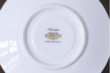 中古　ノリタケ(Noritake)　月桂樹-マルキ印　彩色ゆたかな上品なカップ&ソーサー2客セット(洋食器)(1)