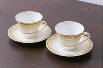 中古　オールドノリタケ(Noritake、則武)　月桂樹-М　CALIBAN　品のあるデザインが素敵なカップ&ソーサー2客セット(洋食器)