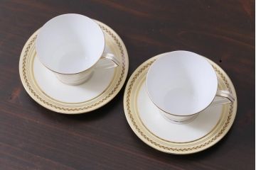 中古　オールドノリタケ(Noritake、則武)　月桂樹-М　CALIBAN　品のあるデザインが素敵なカップ&ソーサー2客セット(洋食器)(1)