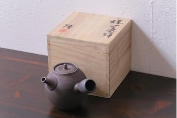 中古未使用品　笠間焼　黒田隆　共箱付き　焼〆急須(焼締め、締め焼き)