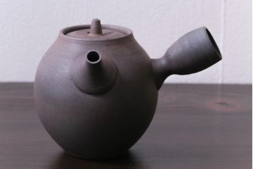 中古未使用品　笠間焼　黒田隆　共箱付き　焼〆急須(焼締め、締め焼き)