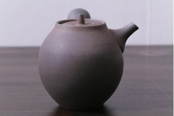 中古未使用品　笠間焼　黒田隆　共箱付き　焼〆急須(焼締め、締め焼き)