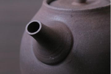 中古未使用品　笠間焼　黒田隆　共箱付き　焼〆急須(焼締め、締め焼き)