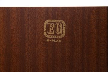 ヴィンテージ家具　北欧ビンテージ　G-PLAN(ジープラン)　ハンガー掛け付きワードローブ(収納棚、キャビネット)