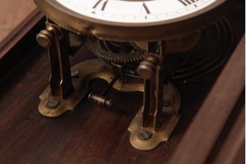 アンティーク雑貨　明治期　JUNGHANS(ユンハンス)社　国産箱　黒柿材　優美さと気品あふれる振り子時計(柱時計、掛け時計)