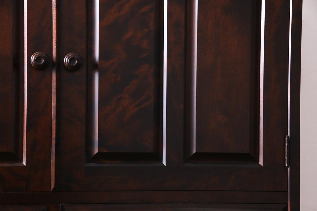 中古　北海道民芸家具　たっぷり収納できる衣装盆付きチェスト(和タンス、引き出し、着物箪笥)