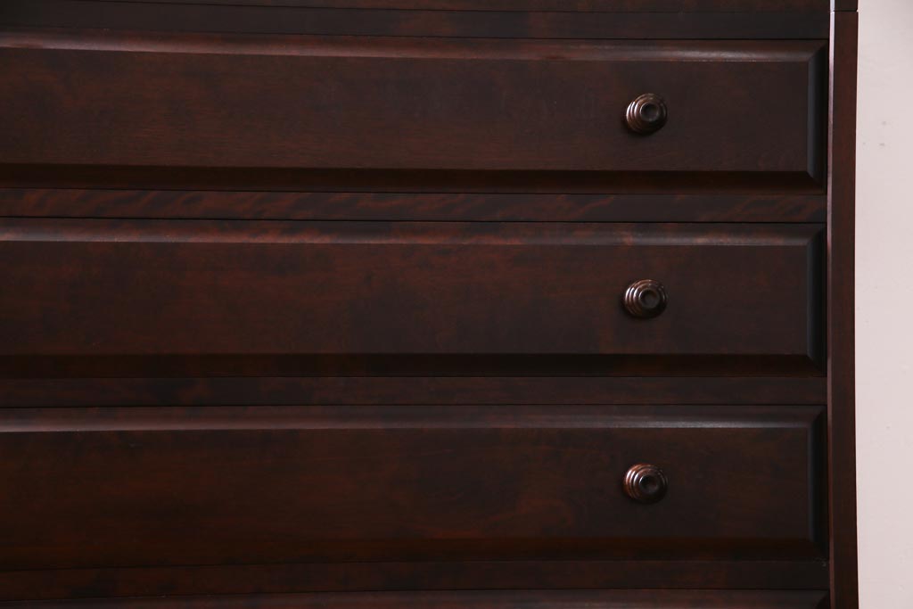 中古　北海道民芸家具　たっぷり収納できる衣装盆付きチェスト(和タンス、引き出し、着物箪笥)