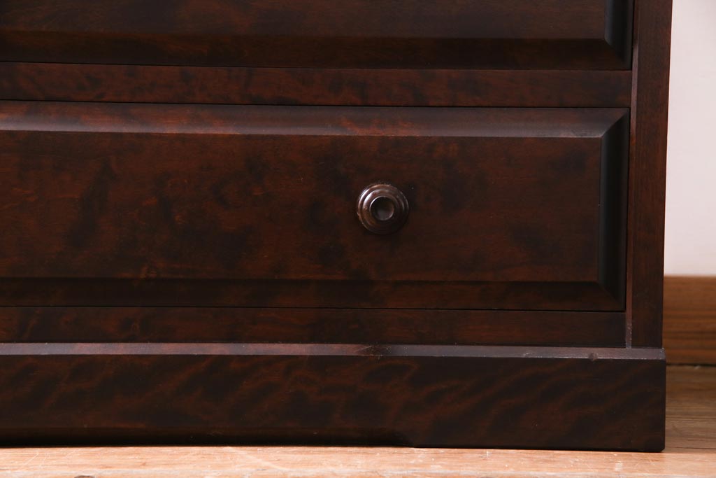 中古　北海道民芸家具　たっぷり収納できる衣装盆付きチェスト(和タンス、引き出し、着物箪笥)