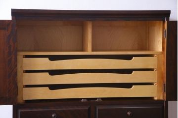 中古　北海道民芸家具　たっぷり収納できる衣装盆付きチェスト(和タンス、引き出し、着物箪笥)