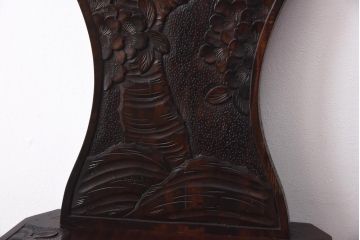 中古　伝統工芸　軽井沢彫り　意匠を凝らした美しいダイニングチェア(2)