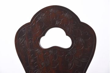 中古　伝統工芸　軽井沢彫り　意匠を凝らした美しいダイニングチェア(2)