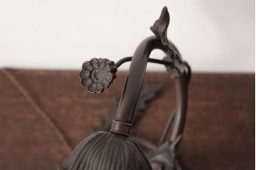 フランスアンティーク　DAUM NANCY(ドーム・ナンシー、ドーム兄弟)　花の形のテーブルランプ(スタンドライト、卓上照明、デスクランプ)