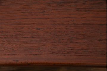 ビンテージ　北欧家具　デンマーク　チーク材　すっきりとしたデザインが取り入れやすいネストテーブル(サイドテーブル)