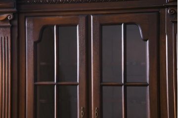 中古美品　イギリス輸入家具　特大サイズ!　オーク材　クラシカルな組み立て式キャビネット(収納棚、食器棚)(定価約140万円)