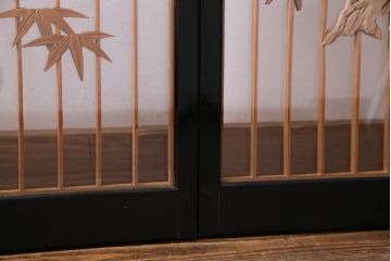 ラフジュ工房オリジナル　古建具リメイク　鶴松の組子が縁起の良いガラス戸棚(書院、収納棚、サイドボード)
