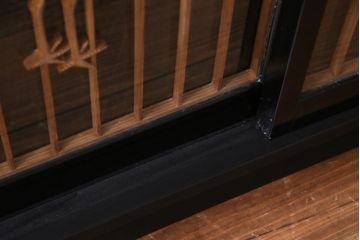 ラフジュ工房オリジナル　古建具リメイク　鶴松の組子が縁起の良いガラス戸棚(書院、収納棚、サイドボード)