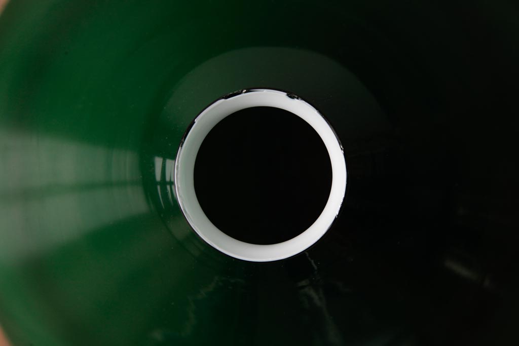 レトロ　戦前　ビビットなグリーンが目を引くペンダントライト(電笠、シェード、天井照明)