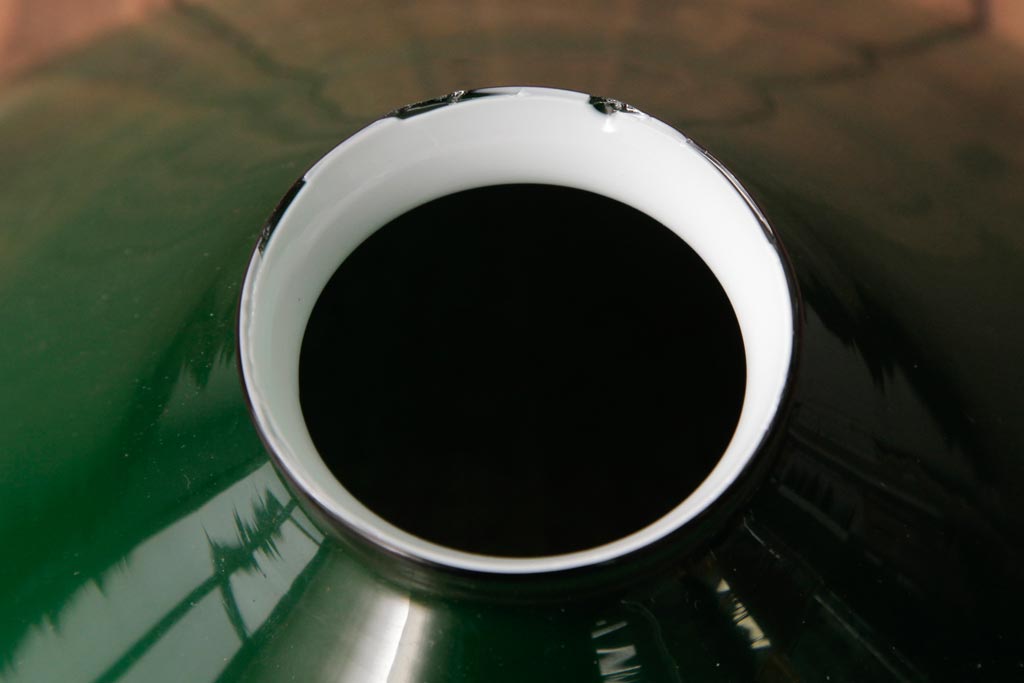 レトロ　戦前　ビビットなグリーンが目を引くペンダントライト(電笠、シェード、天井照明)