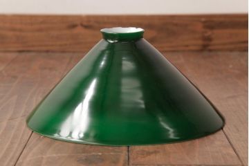 レトロ　戦前　ビビットなグリーンが目を引くペンダントライト(電笠、シェード、天井照明)