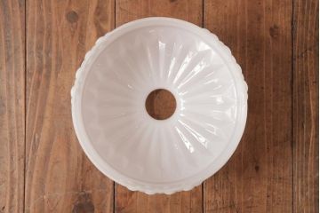 大正昭和初期　戦前　乳白内被せ水玉文電笠のペンダントライト(シェード、天井照明)