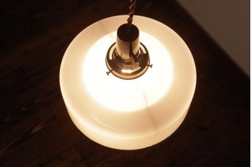 昭和初期　戦前　シンプルな円柱型のペンダントライト(電笠、シェード、天井照明)