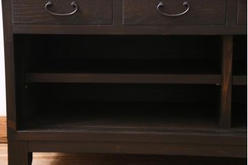 ラフジュ工房オリジナル　古建具リメイク　趣ある透かし彫りが和の風情感じる引き出し付きローボード(戸棚、収納棚、テレビボード)