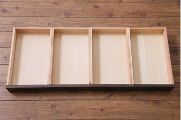 ラフジュ工房オリジナル　古建具リメイク　趣ある透かし彫りが和の風情感じる引き出し付きローボード(戸棚、収納棚、テレビボード)