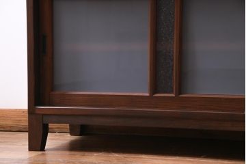 ラフジュ工房オリジナル　古い建具の枠が味わい深い横長のリビングボード(収納棚、戸棚)
