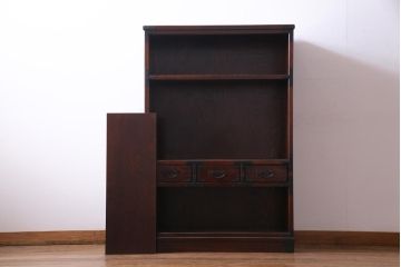 中古　志太民芸家具　モダンなガラス引き戸が魅力的な格子茶たんす(水屋、和箪笥)