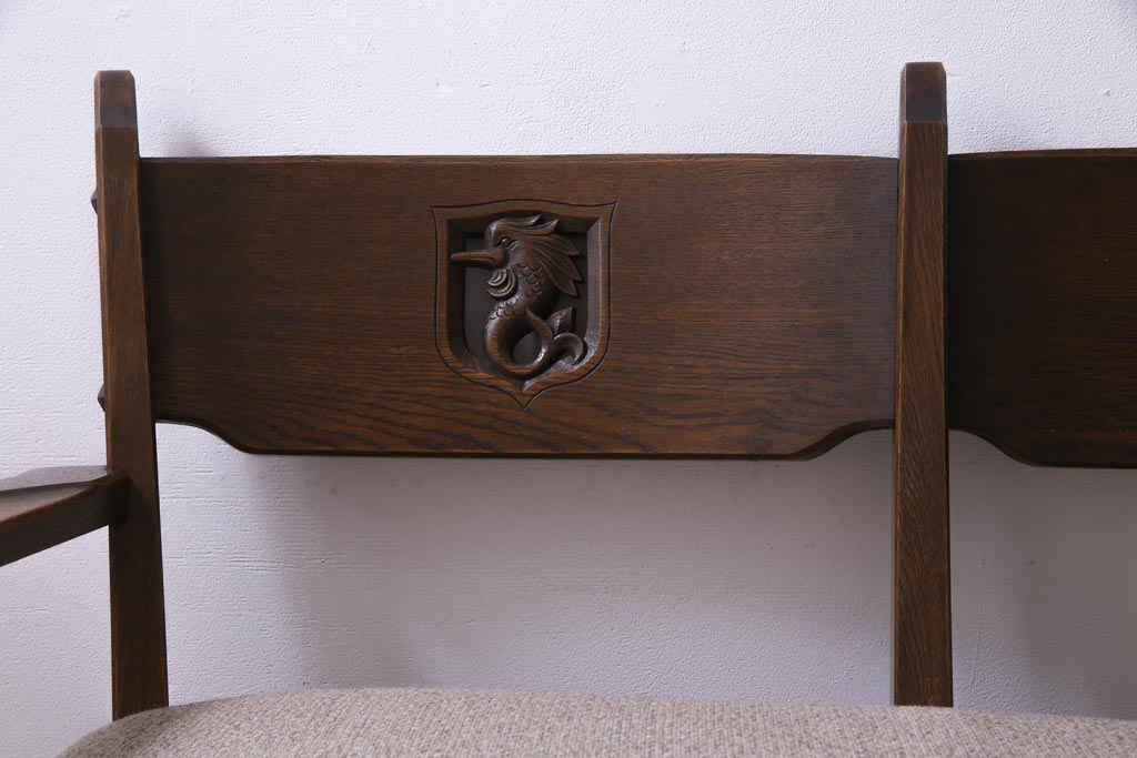 ヴィンテージ家具　ビンテージ　神戸家具　永田良介商店　シックな雰囲気漂う上質な作りの3人掛けソファ