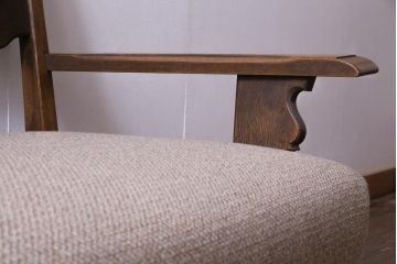 ヴィンテージ家具　ビンテージ　神戸家具　永田良介商店　シックな雰囲気漂う上質な作りの3人掛けソファ