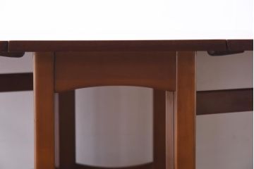 ヴィンテージ家具　北欧ビンテージ　チーク材　おしゃれで便利なバタフライテーブル(エクステンションテーブル、カフェテーブル)