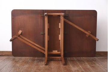 ヴィンテージ家具　北欧ビンテージ　チーク材　おしゃれで便利なバタフライテーブル(エクステンションテーブル、カフェテーブル)