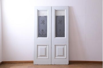 フランスアンティーク　両開き　透かしがおしゃれなフレンチシックな親子ドア(ガラスドア、扉)